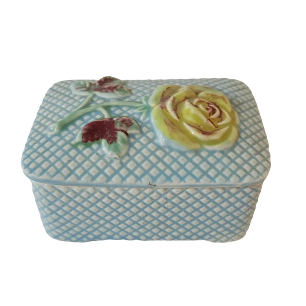Vintage Rose Trinket Box Lattice Textured